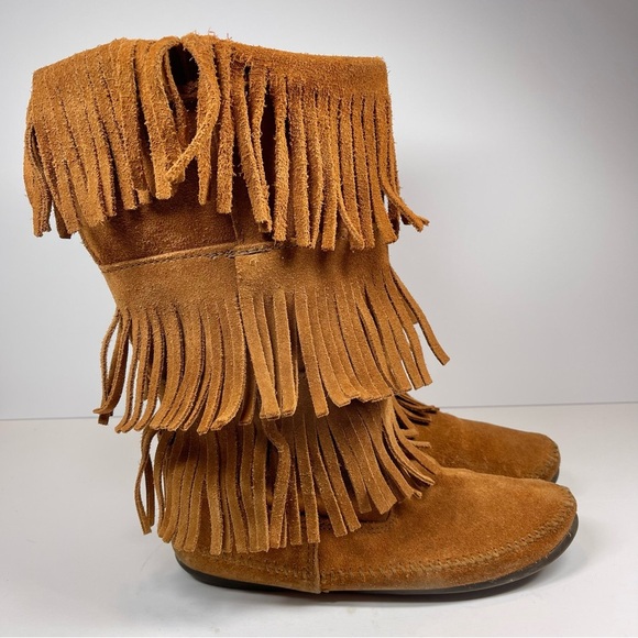 Minnetonka Brown 3-Layer Fringe Boots Size 10M - Picture 2 of 14